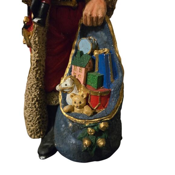 Santa statue with nutcracker 12 in - Picture 4 of 6